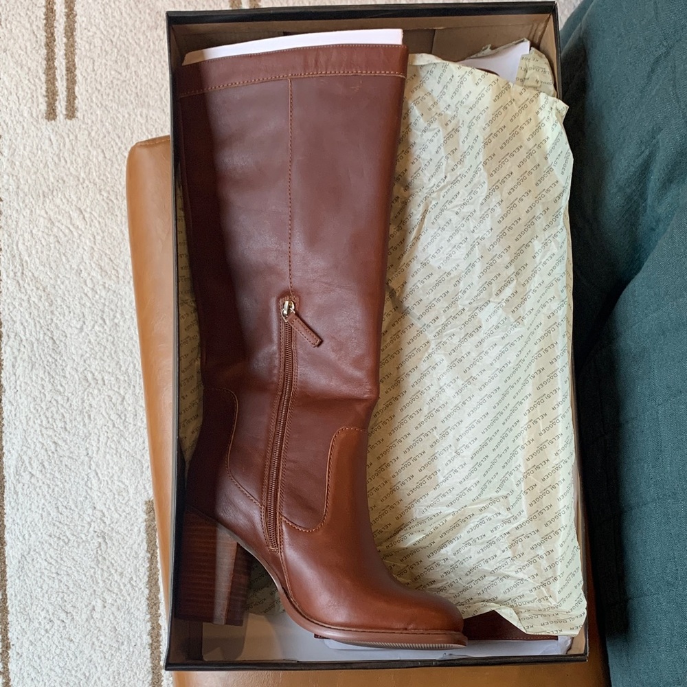 NWT Kelsi Dagger Tan Heeled Boots